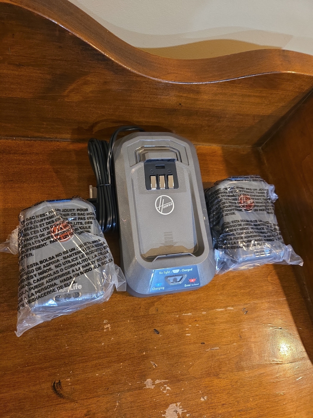 Hoover LithiumLife 20V 72Wh 2 Battery’s & Charger Set for BH03100 BH03120 Vacuum